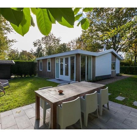Beautiful Holiday Home With Sauna In A Quiet Wooded Area In Oostkapelle Eksteriør bilde