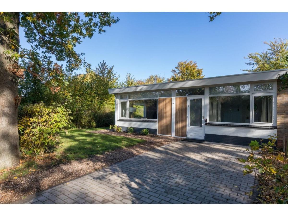 Beautiful Holiday Home With Sauna In A Quiet Wooded Area In Oostkapelle Eksteriør bilde
