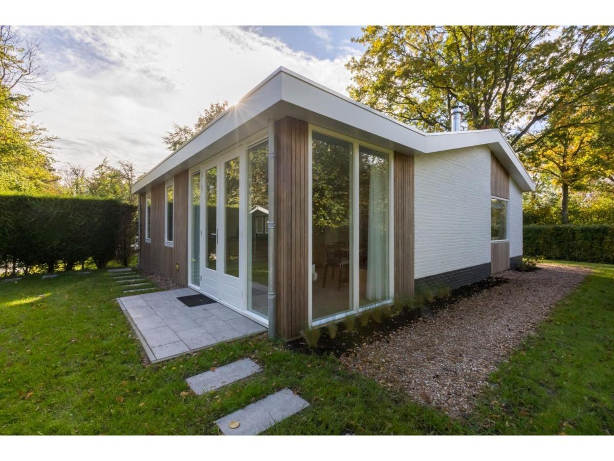 Beautiful Holiday Home With Sauna In A Quiet Wooded Area In Oostkapelle Eksteriør bilde