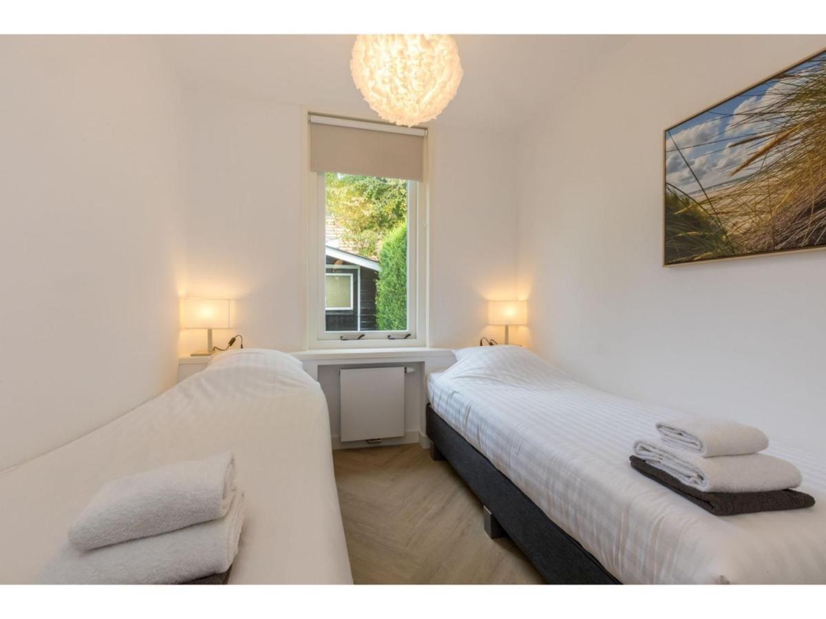 Beautiful Holiday Home With Sauna In A Quiet Wooded Area In Oostkapelle Eksteriør bilde